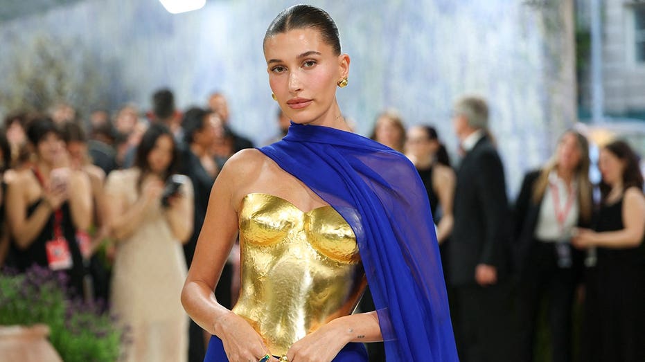 Image default
